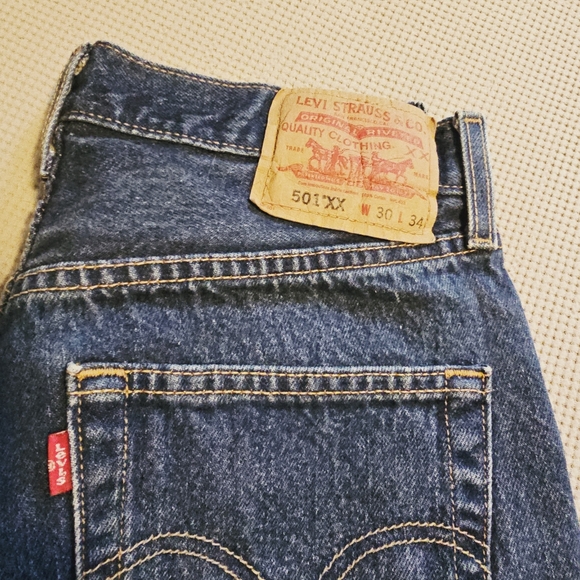 Levis | 501XX Mens Dark Wash 100% Cotton Denim Straight Leg Jeans Size 30 - Picture 3 of 10